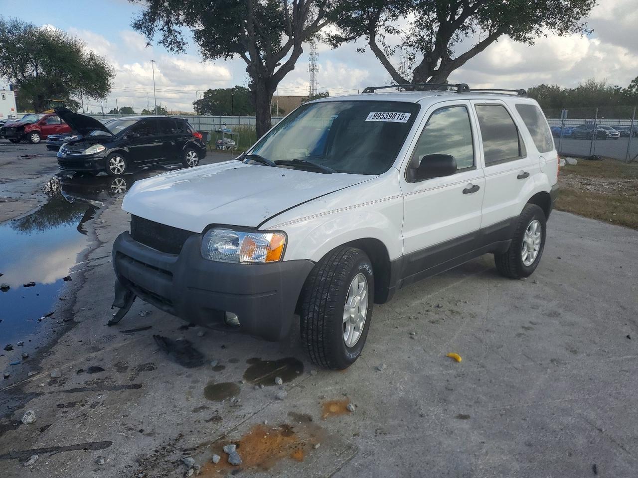 2003 FORD ESCAPE