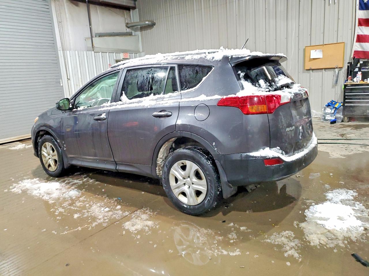 2013 TOYOTA RAV4 LE photo 2