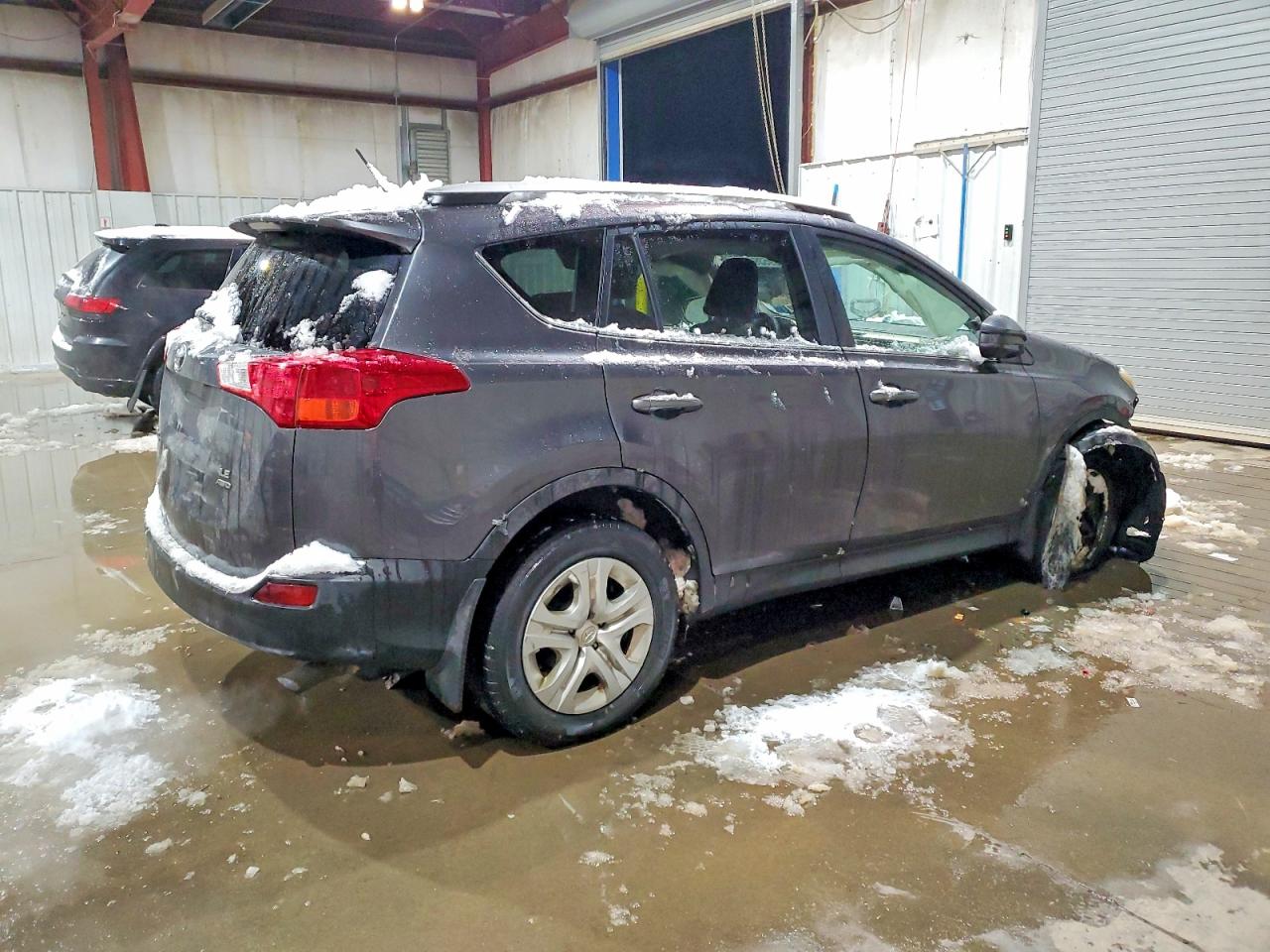2013 TOYOTA RAV4 LE photo 3
