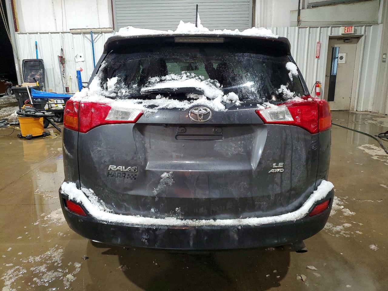 2013 TOYOTA RAV4 LE photo 6