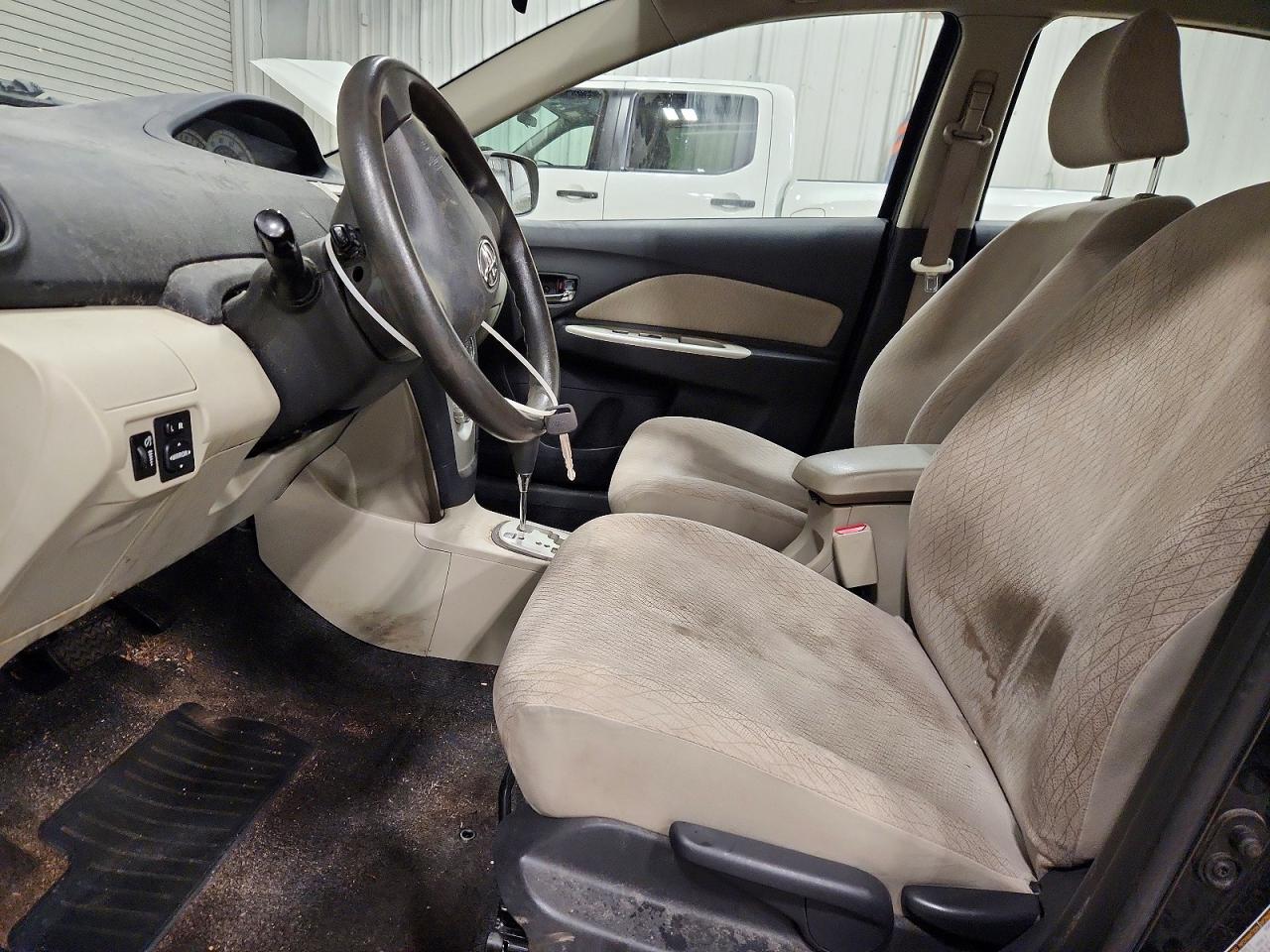 2007 TOYOTA YARIS photo 7