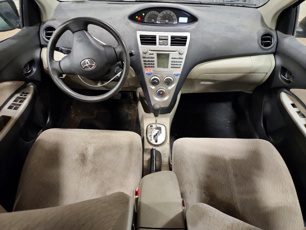 2007 TOYOTA YARIS photo 8