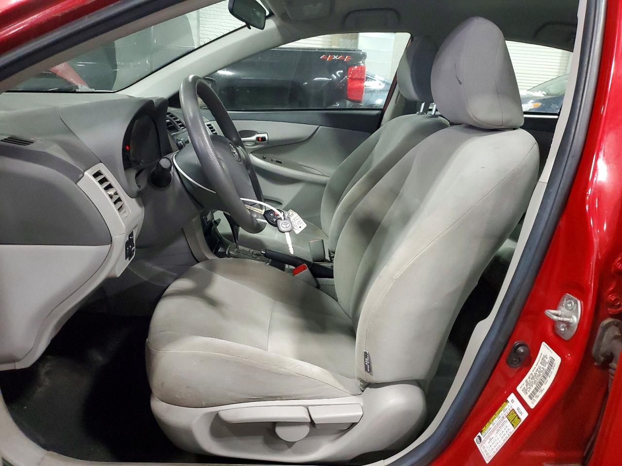 2010 TOYOTA COROLLA BASE photo 7