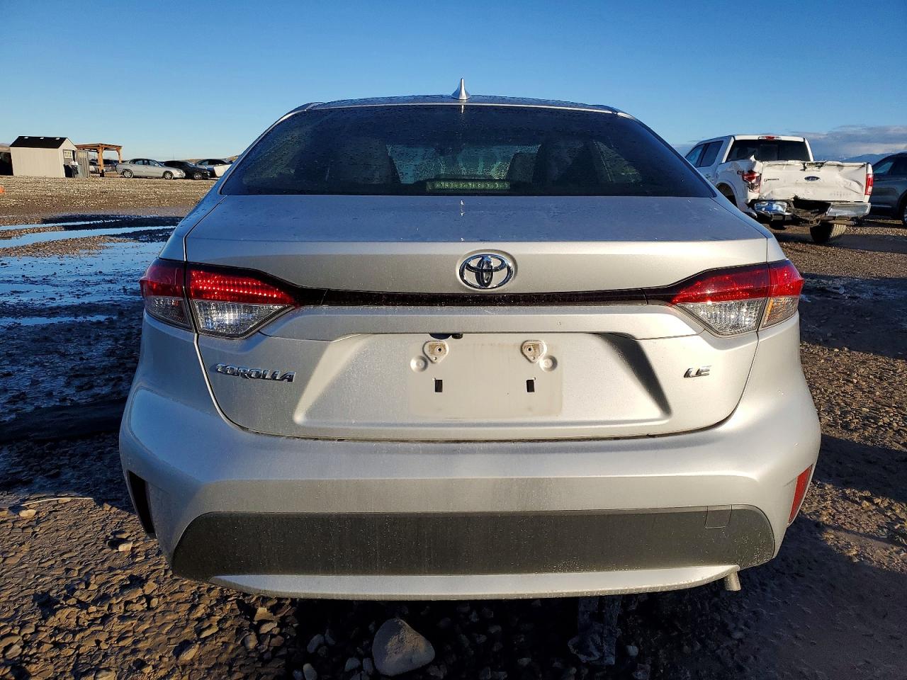 2021 TOYOTA COROLLA LE photo 6
