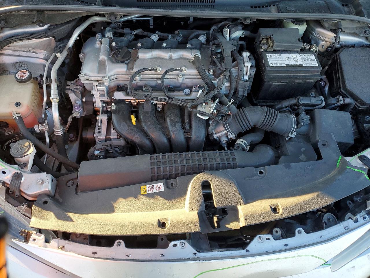 2021 TOYOTA COROLLA LE photo 11