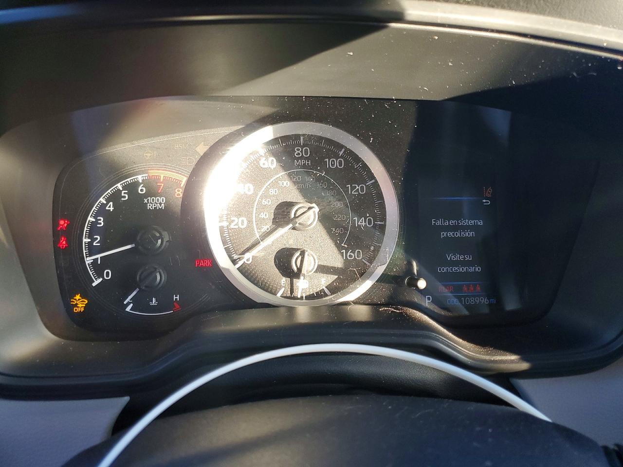 2021 TOYOTA COROLLA LE photo 9
