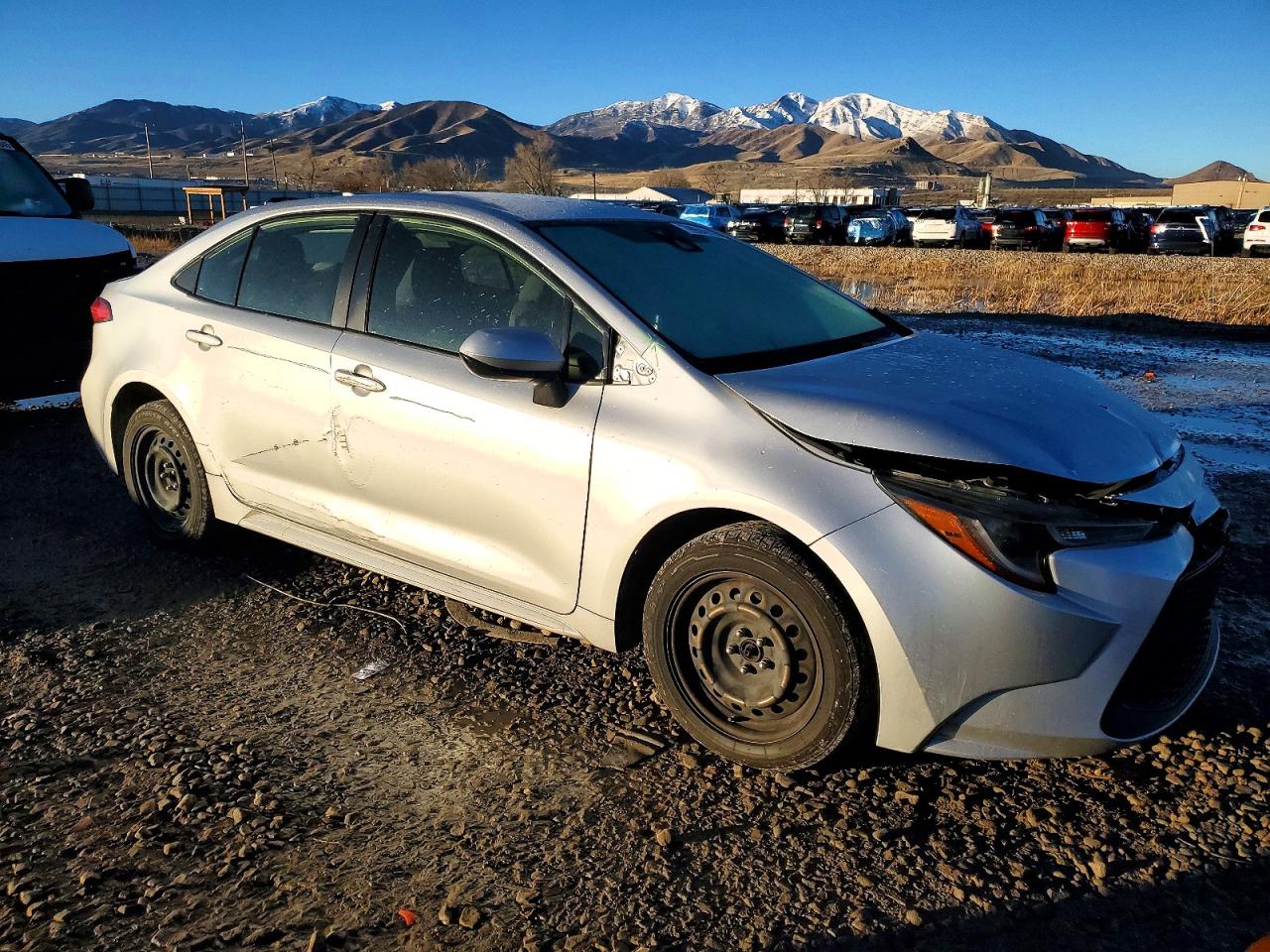 2021 TOYOTA COROLLA LE photo 4