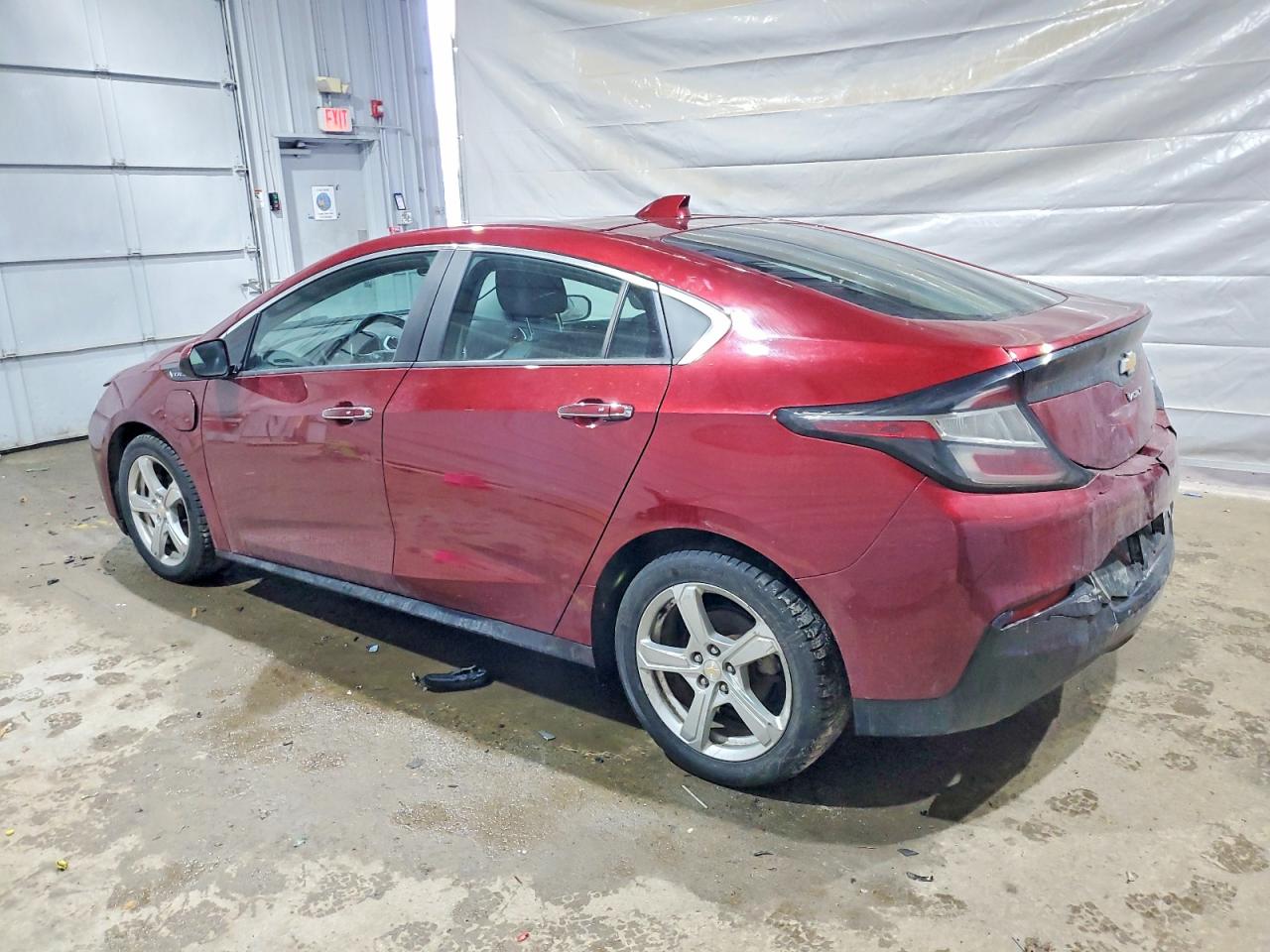 2017 CHEVROLET VOLT LT photo 2