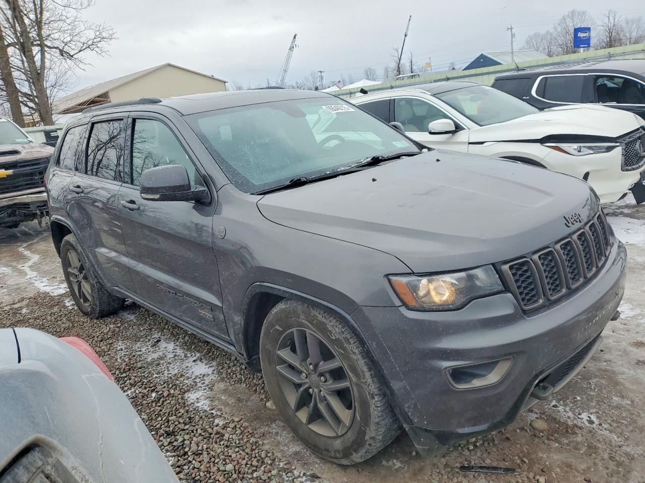 2016 JEEP GRAND CHEROKEE LIMITED photo 4