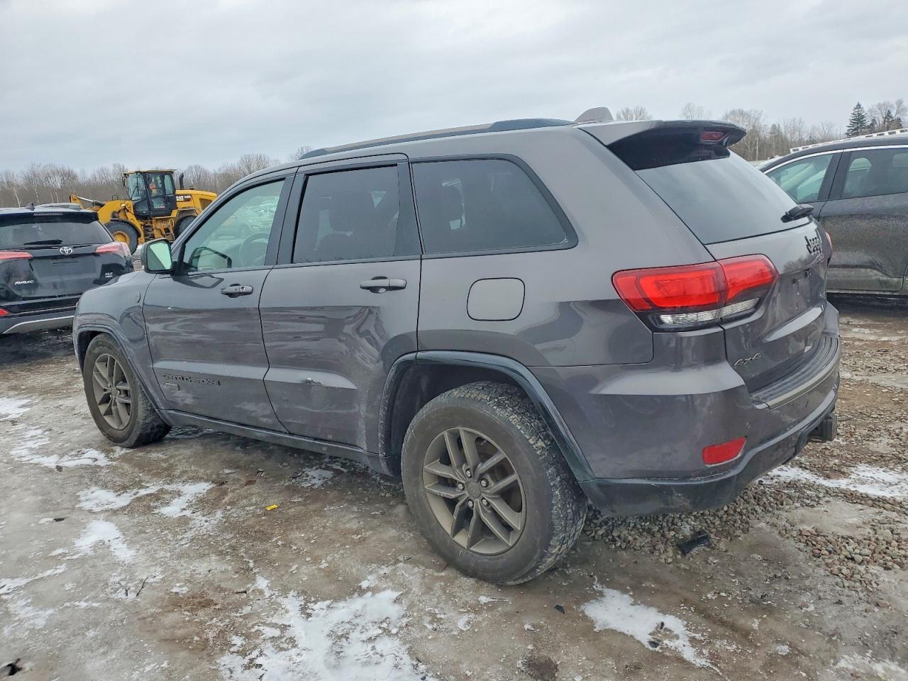 2016 JEEP GRAND CHEROKEE LIMITED photo 2