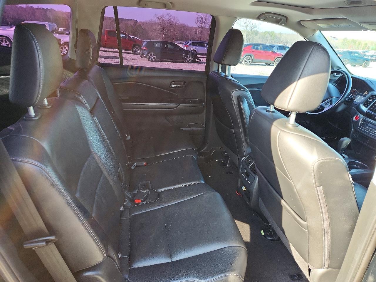 2016 HONDA PILOT EXL photo 11