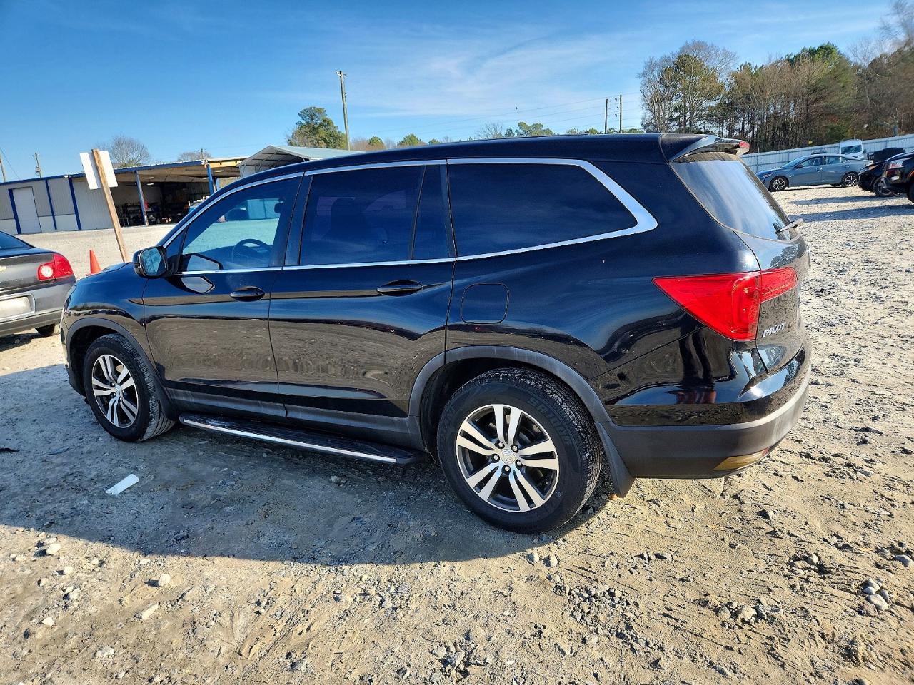 2016 HONDA PILOT EXL photo 2