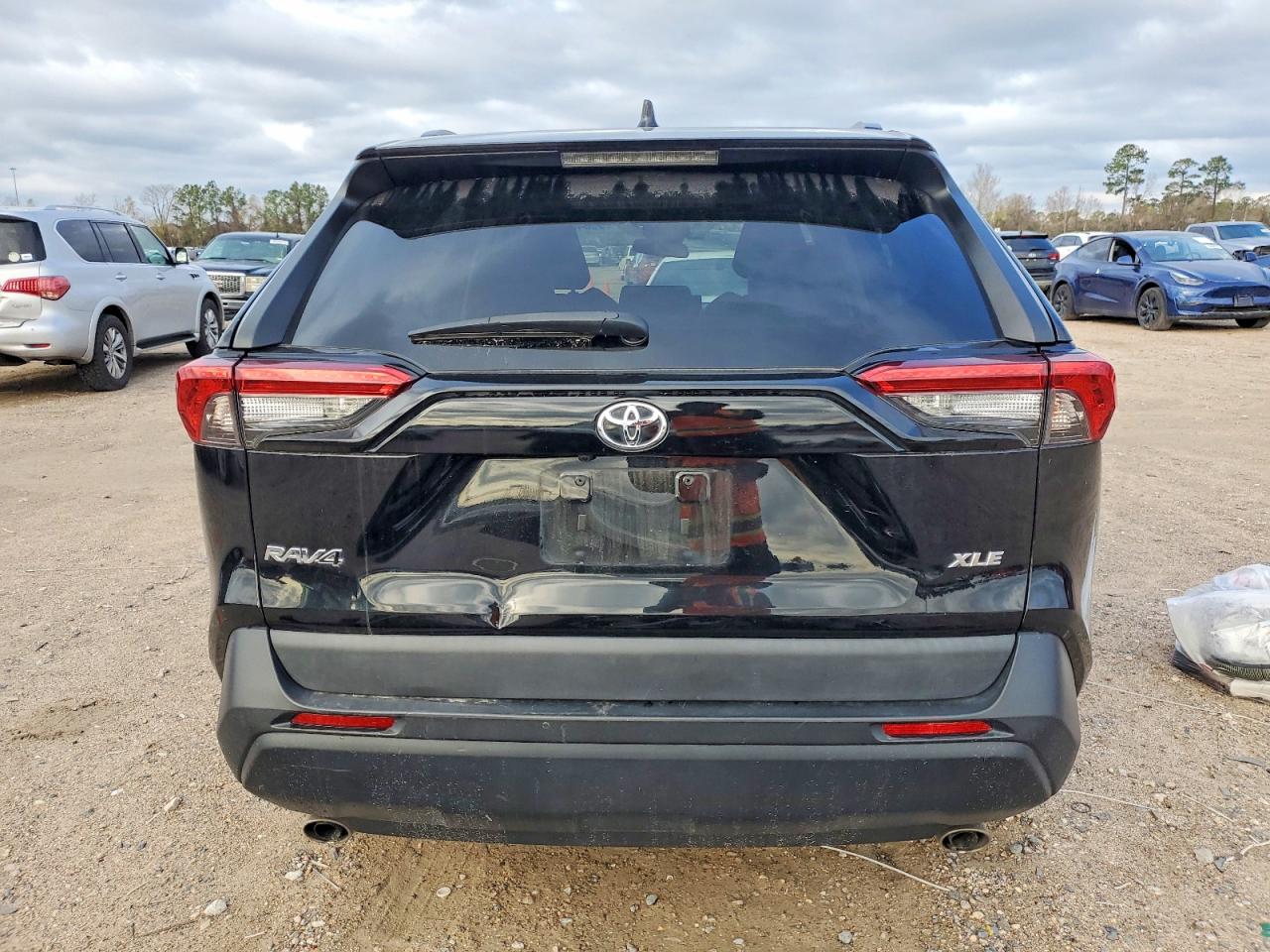 2021 TOYOTA RAV4 XLE PREMIUM photo 6