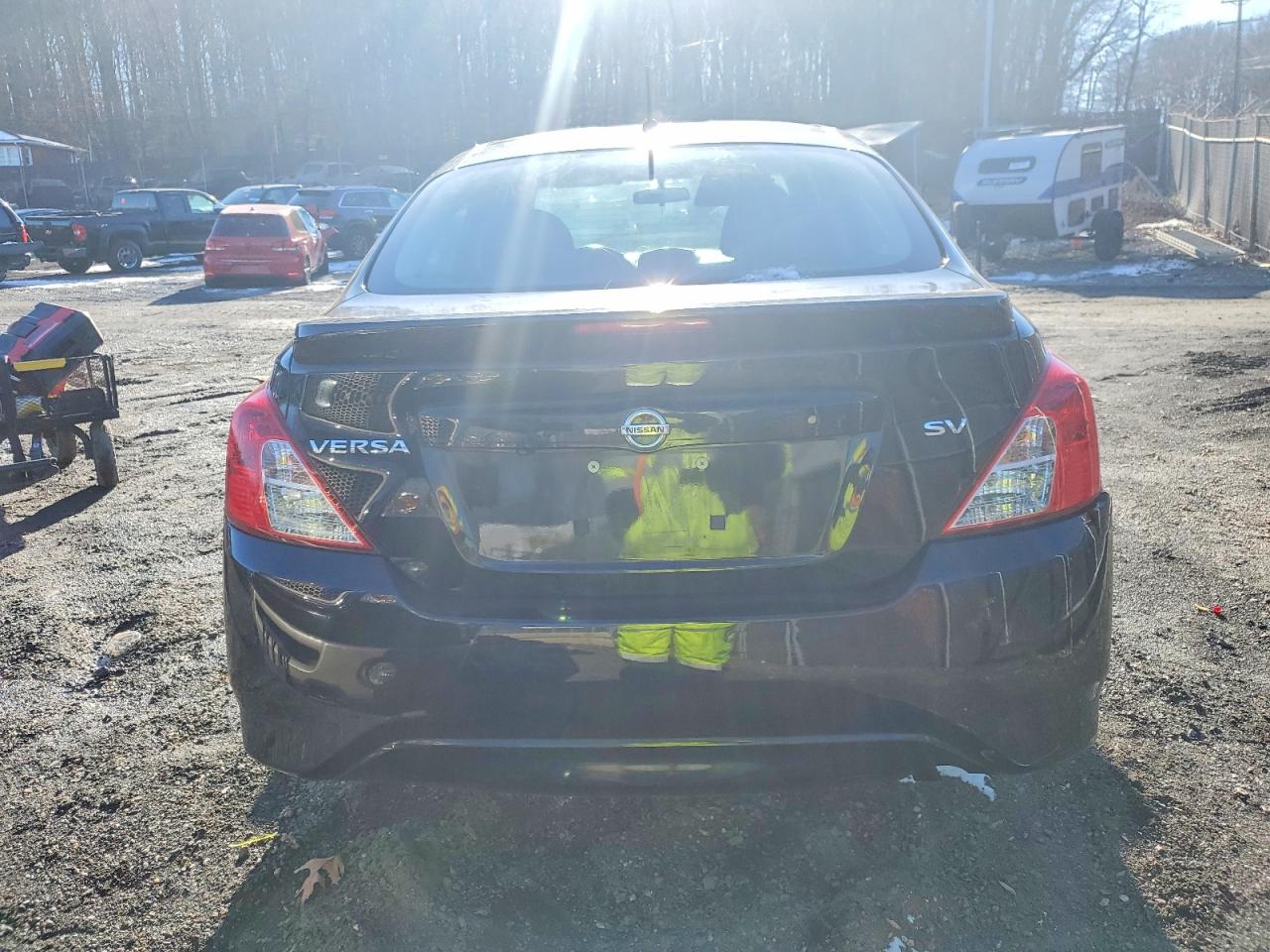2019 NISSAN VERSA S photo 11