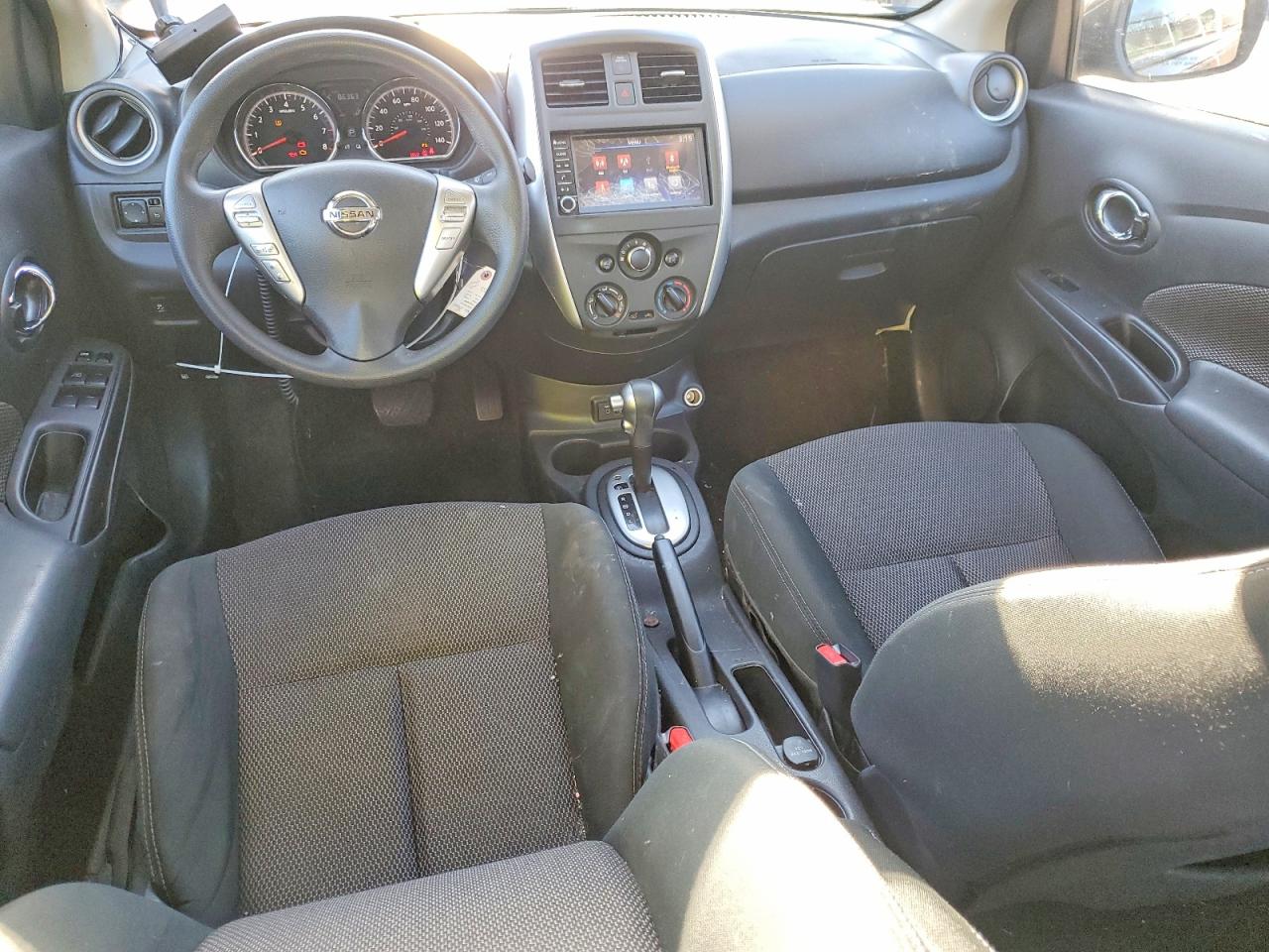2019 NISSAN VERSA S photo 15