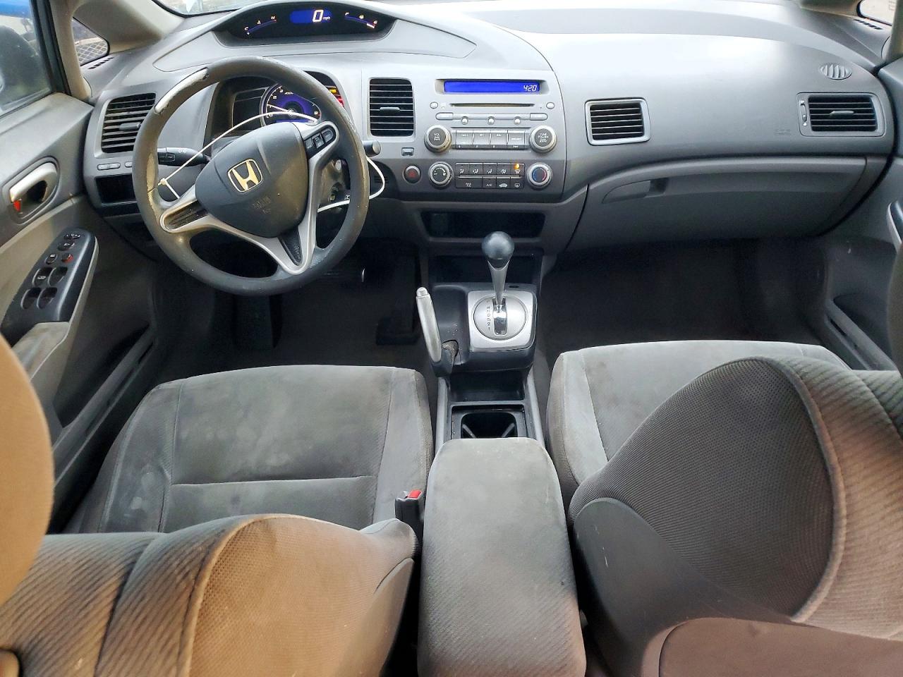 2010 HONDA CIVIC LX photo 8