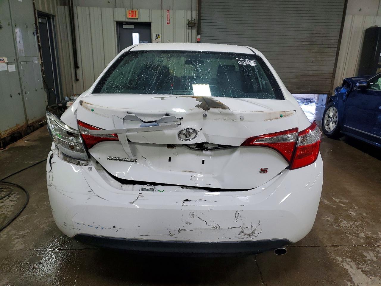 2015 TOYOTA COROLLA L photo 6