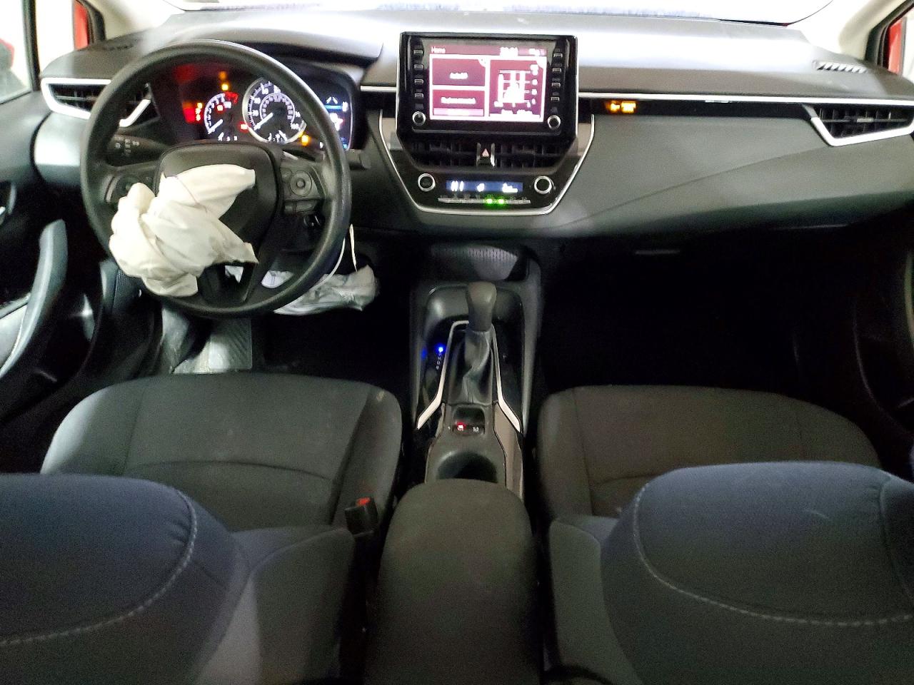 2020 TOYOTA COROLLA LE photo 15