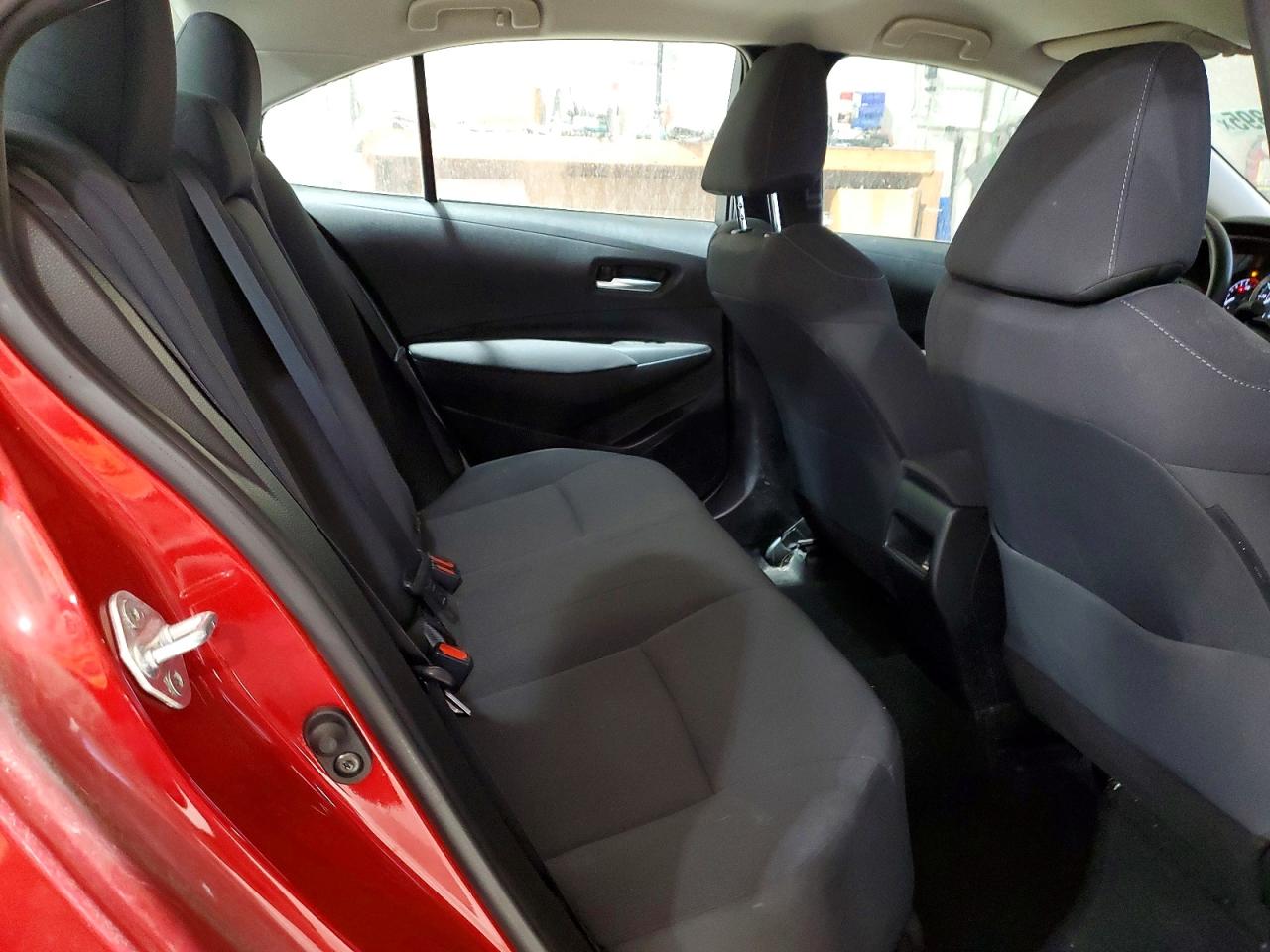 2020 TOYOTA COROLLA LE photo 19