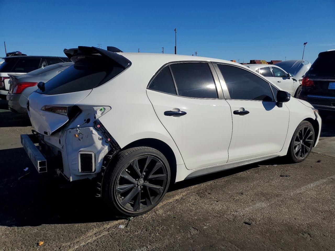 2021 TOYOTA COROLLA SE photo 3