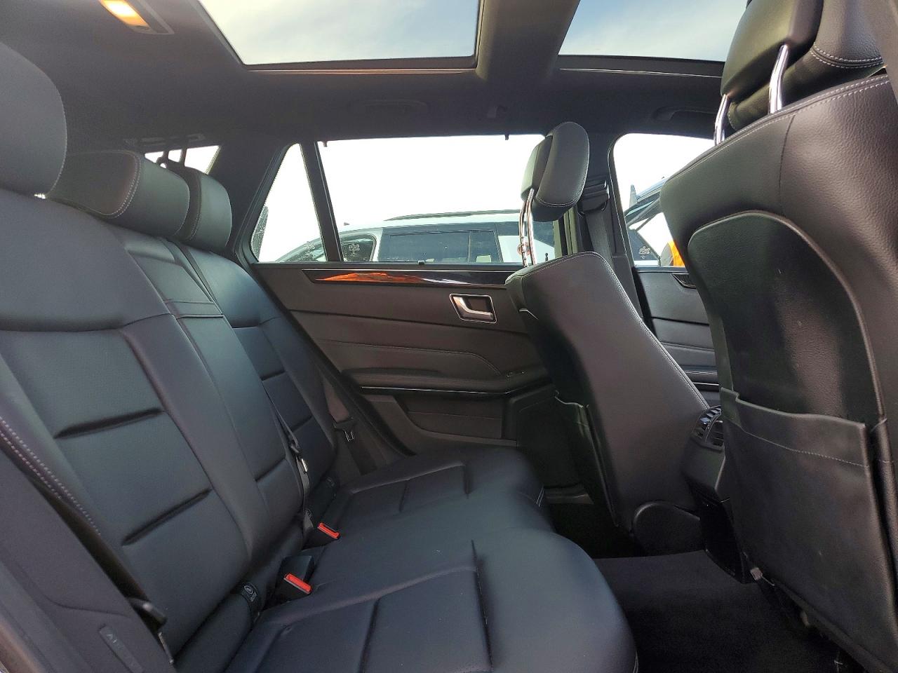 2016 MERCEDES-BENZ E 350 4MATIC WAGON photo 19