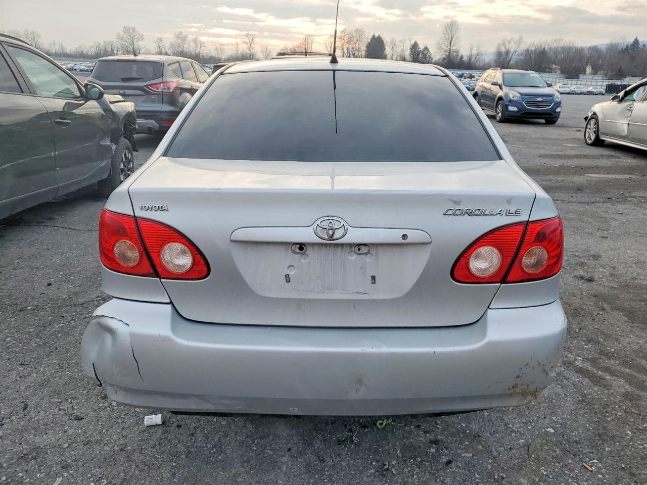 2005 TOYOTA COROLLA CE photo 11