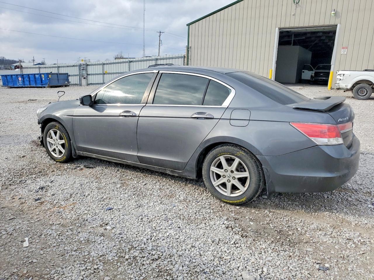 2012 HONDA ACCORD LX photo 4