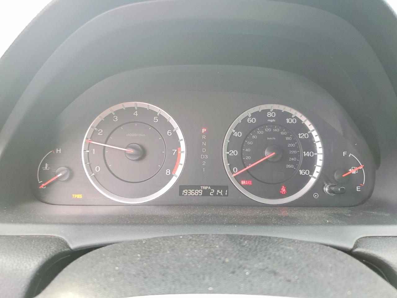 2012 HONDA ACCORD LX photo 25