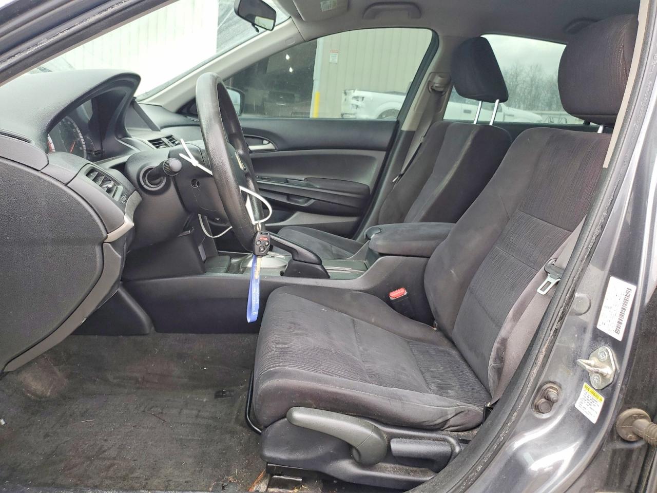 2012 HONDA ACCORD LX photo 19