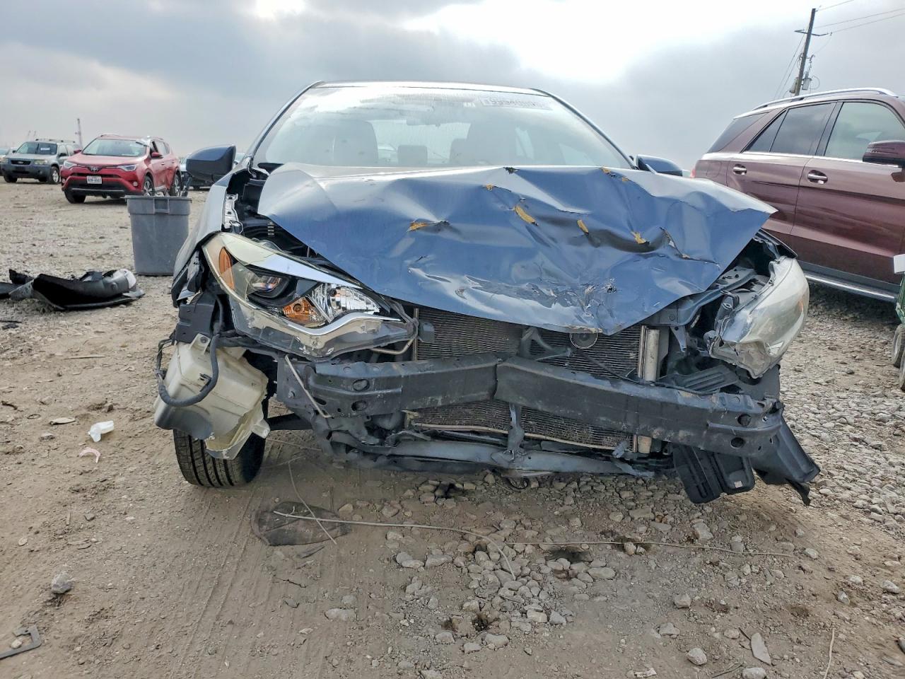 2014 TOYOTA COROLLA L photo 5