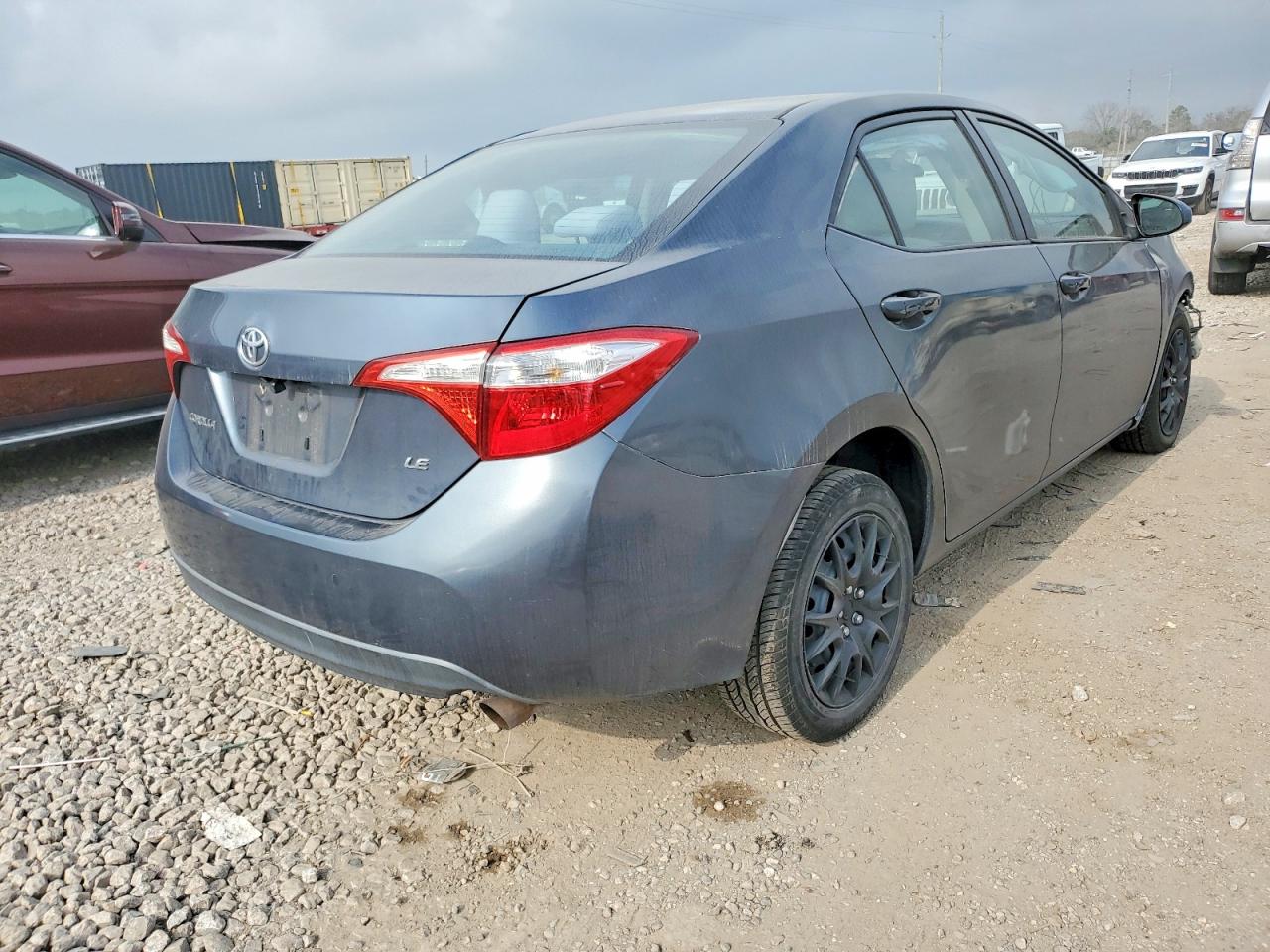 2014 TOYOTA COROLLA L photo 3