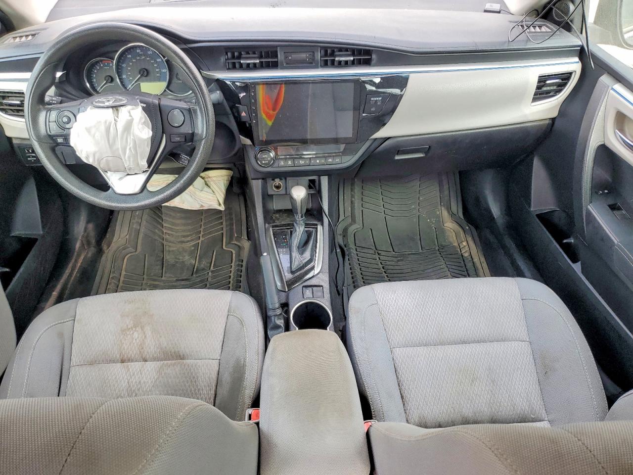 2014 TOYOTA COROLLA L photo 8