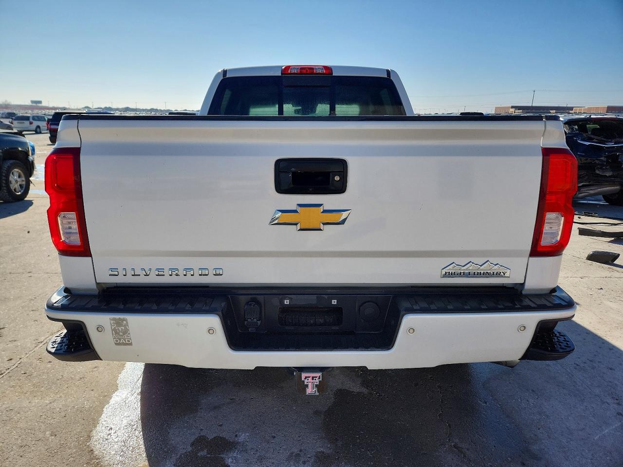 2017 CHEVROLET SILVERADO K1500 HIGH COUNTRY photo 6