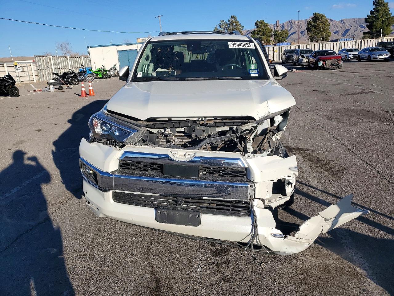 2022 TOYOTA 4RUNNER LIMITED photo 5
