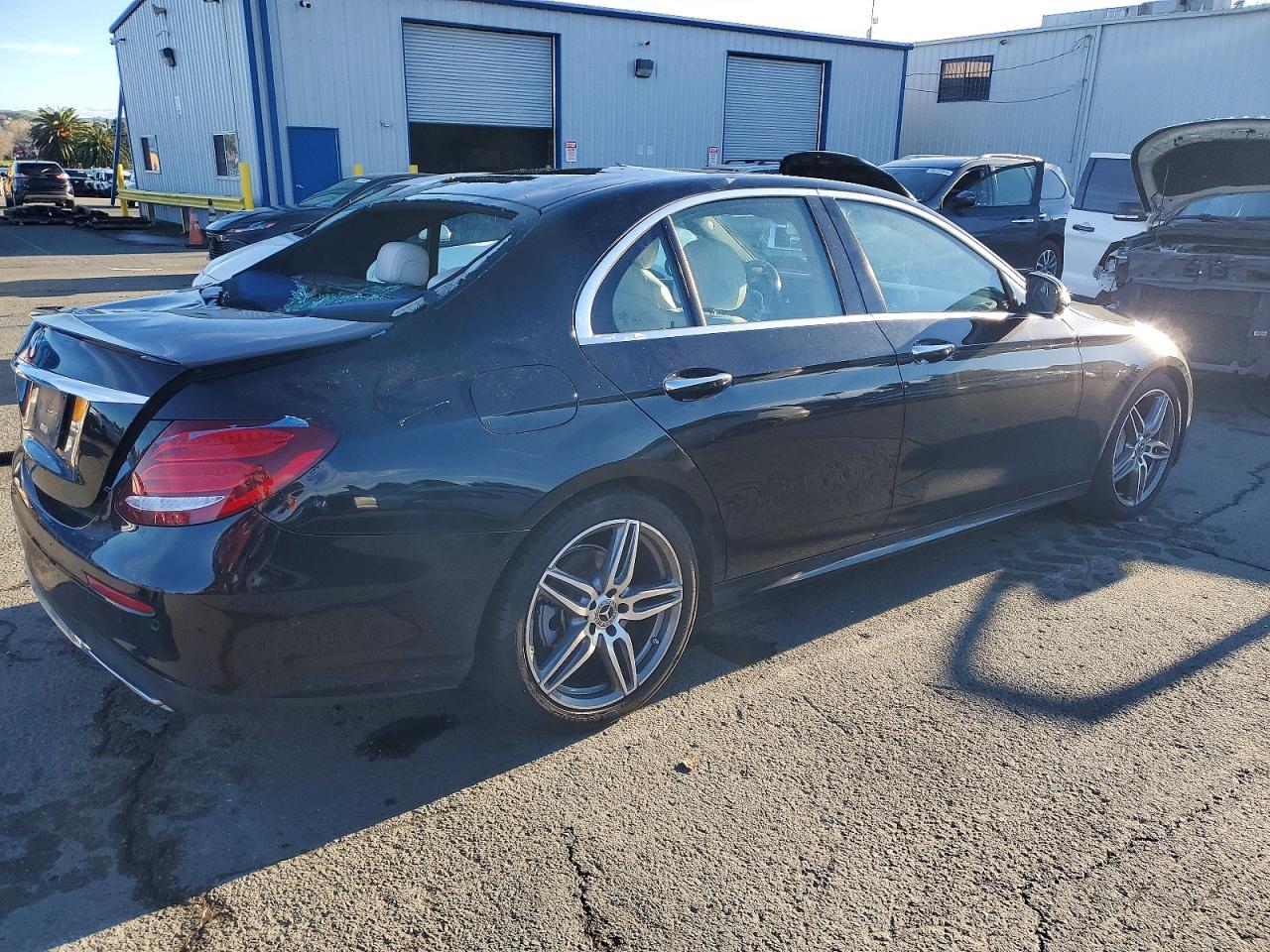 2020 MERCEDES-BENZ E 350 photo 3
