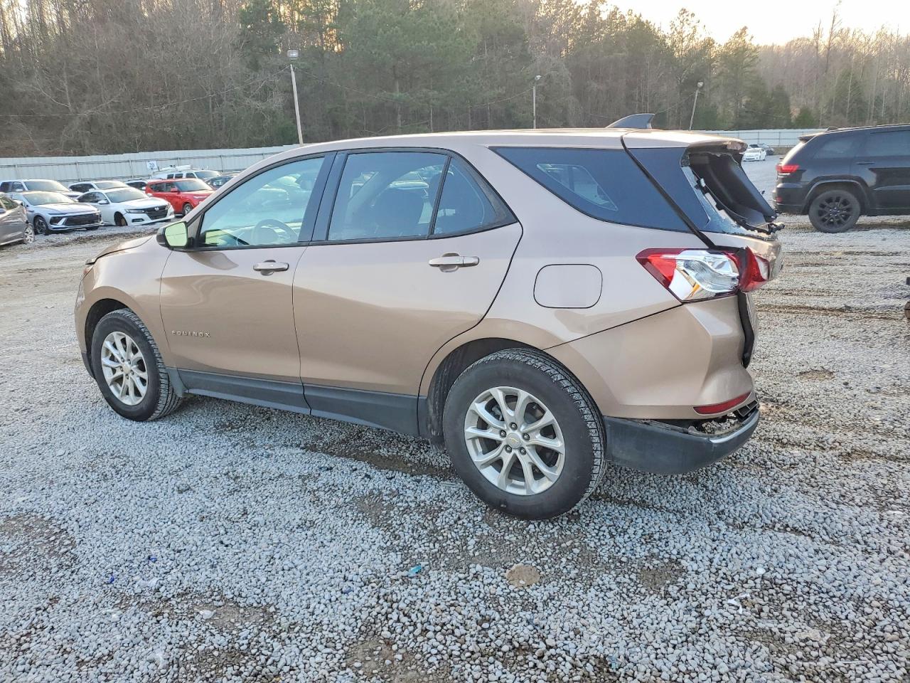 2018 CHEVROLET EQUINOX LS photo 2
