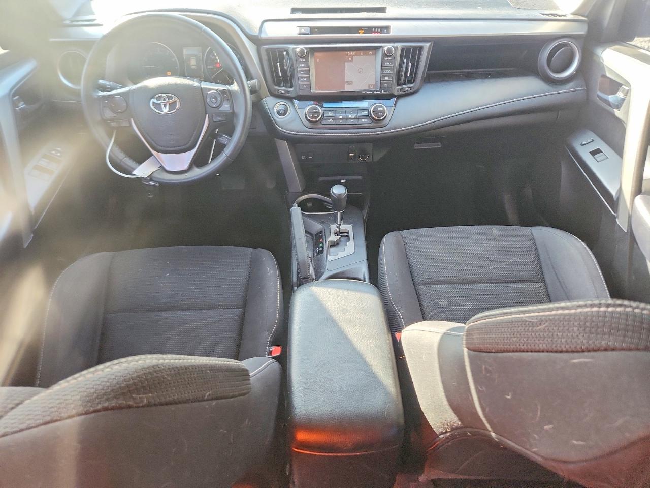 2018 TOYOTA RAV4 ADVENTURE photo 8