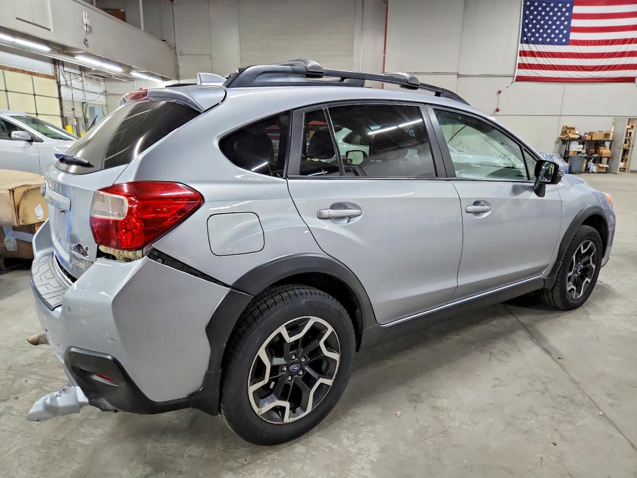 2017 SUBARU CROSSTREK LIMITED photo 3