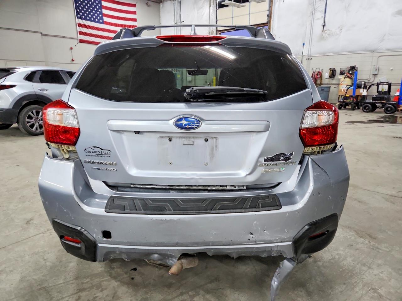 2017 SUBARU CROSSTREK LIMITED photo 6