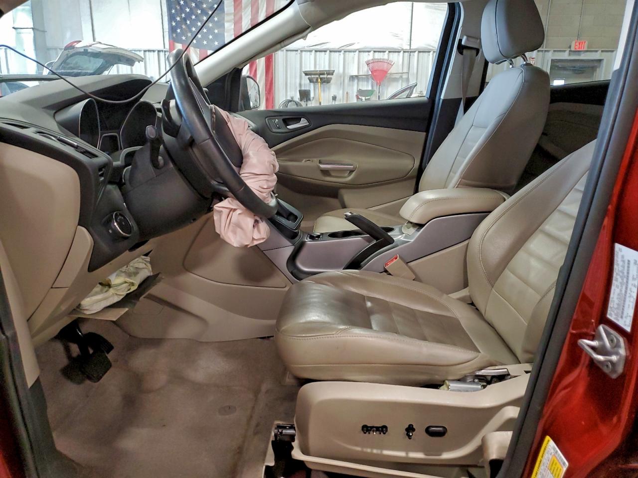 2014 FORD ESCAPE SE photo 13