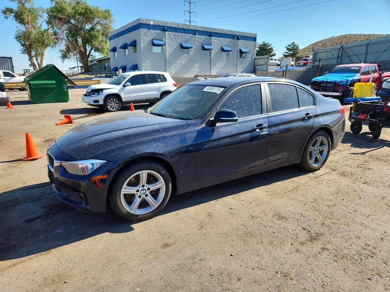 2015 BMW 320