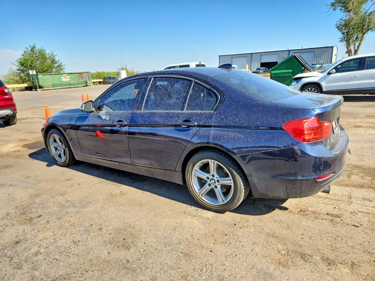 2015 BMW 320 I photo 2