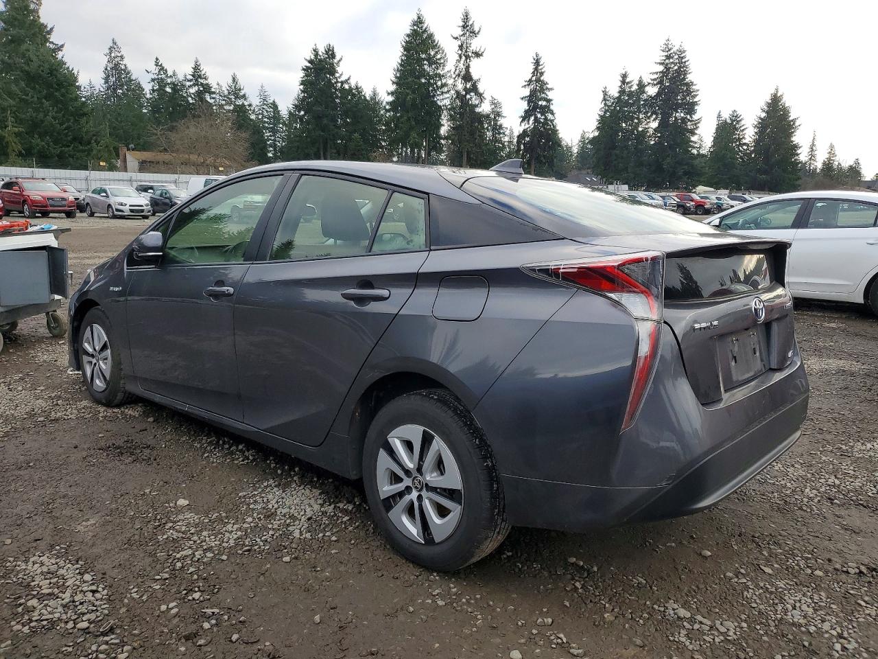 2017 TOYOTA PRIUS photo 2