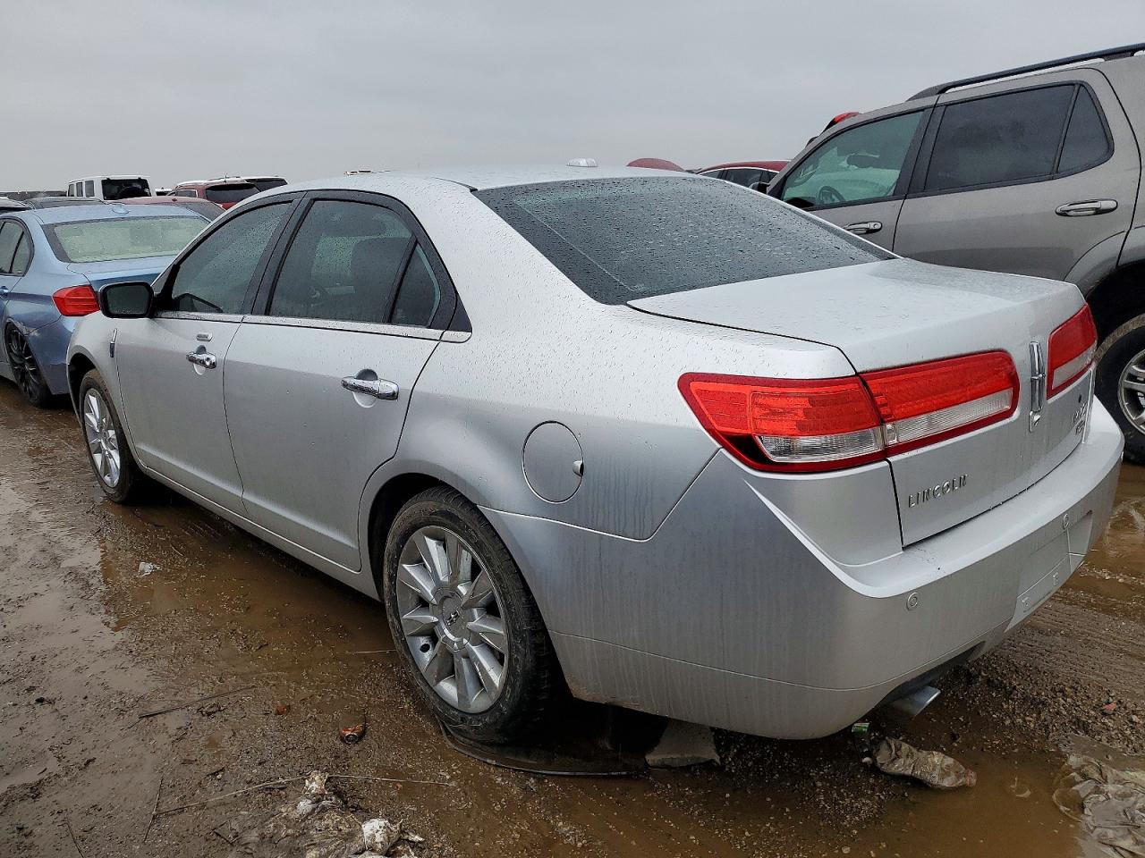 2012 LINCOLN MKZ photo 2