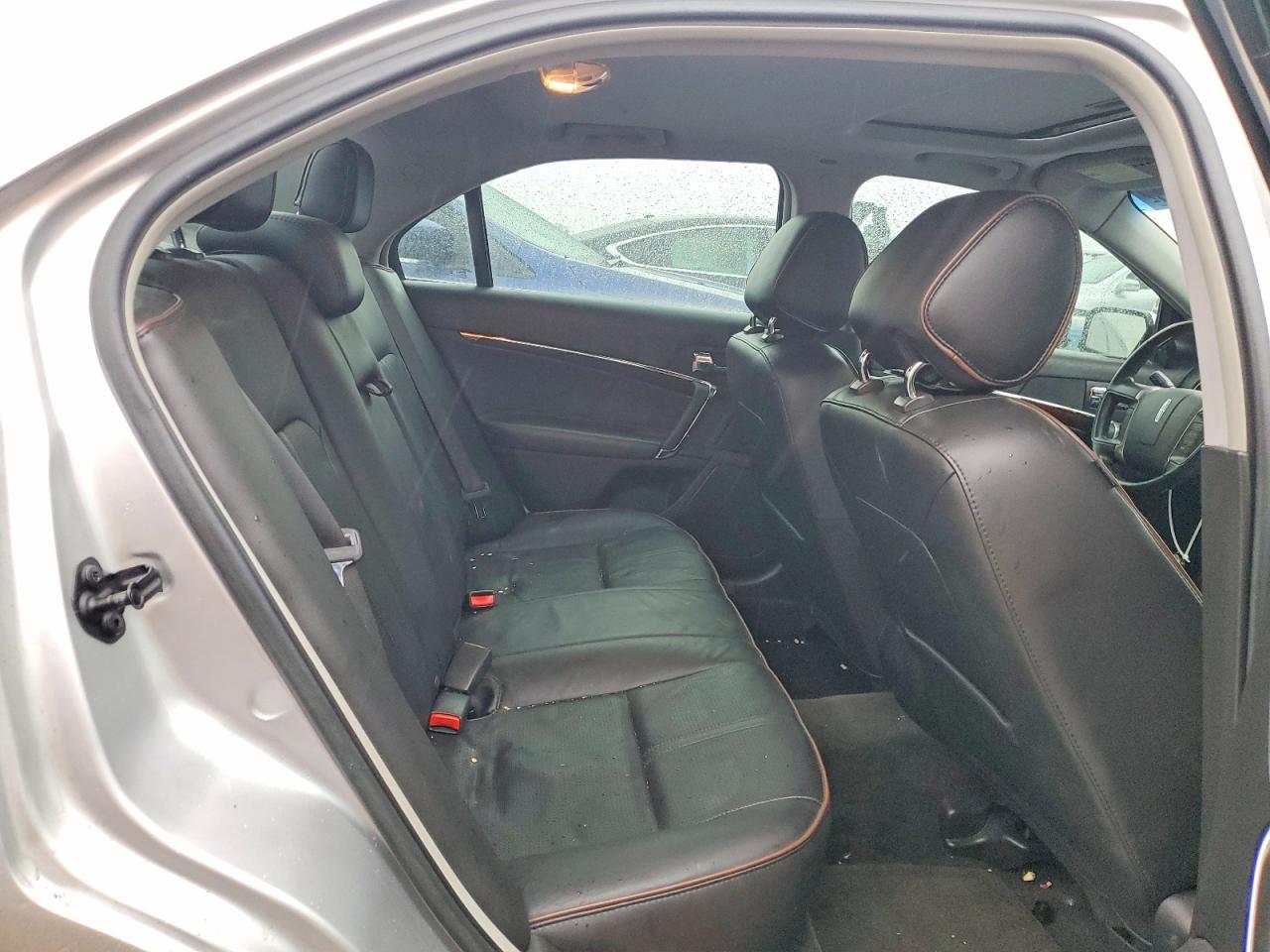 2012 LINCOLN MKZ photo 10