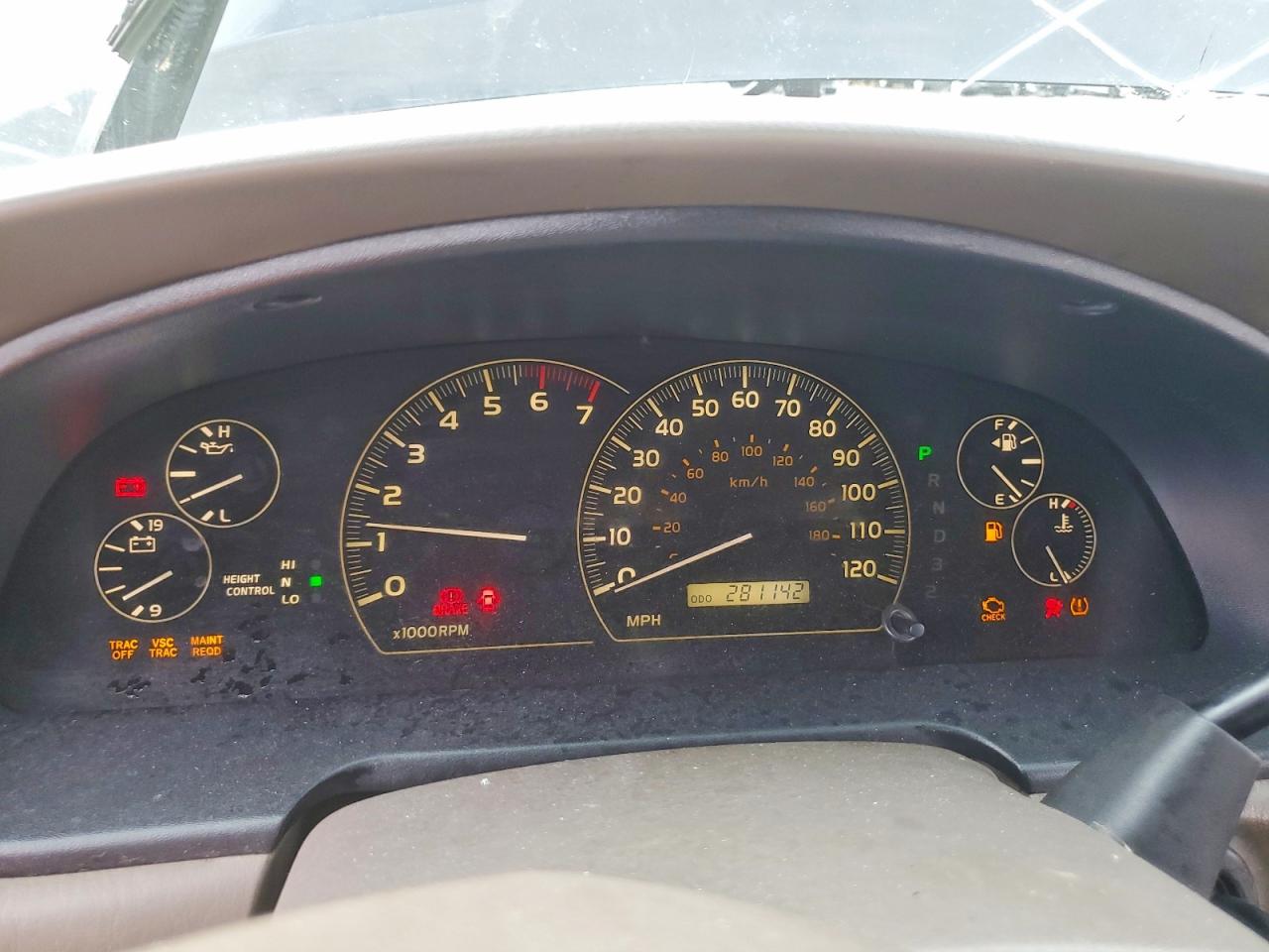 2005 TOYOTA SEQUOIA LIMITED photo 9