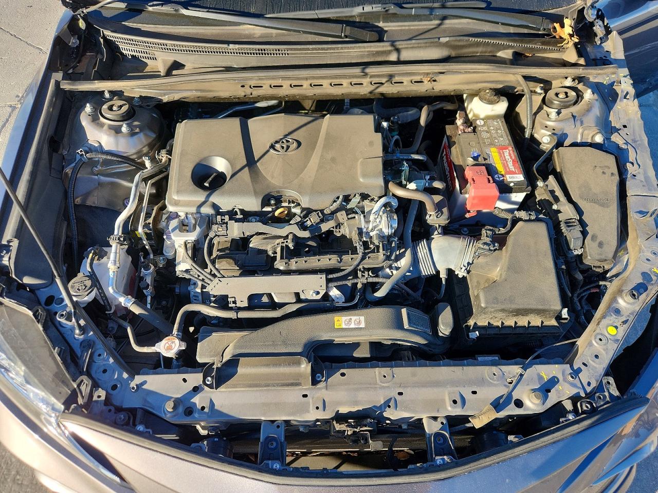 2021 TOYOTA CAMRY LE photo 11