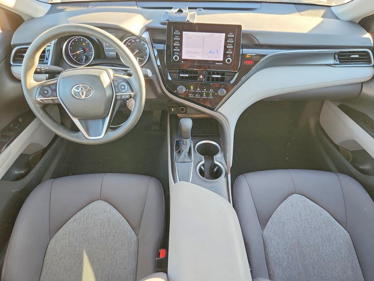2021 TOYOTA CAMRY LE photo 8