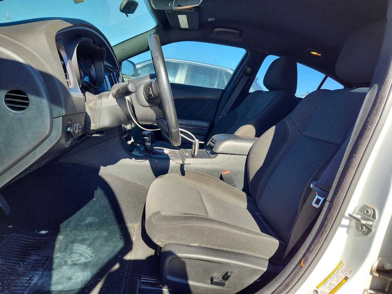 2020 DODGE CHARGER SXT photo 7
