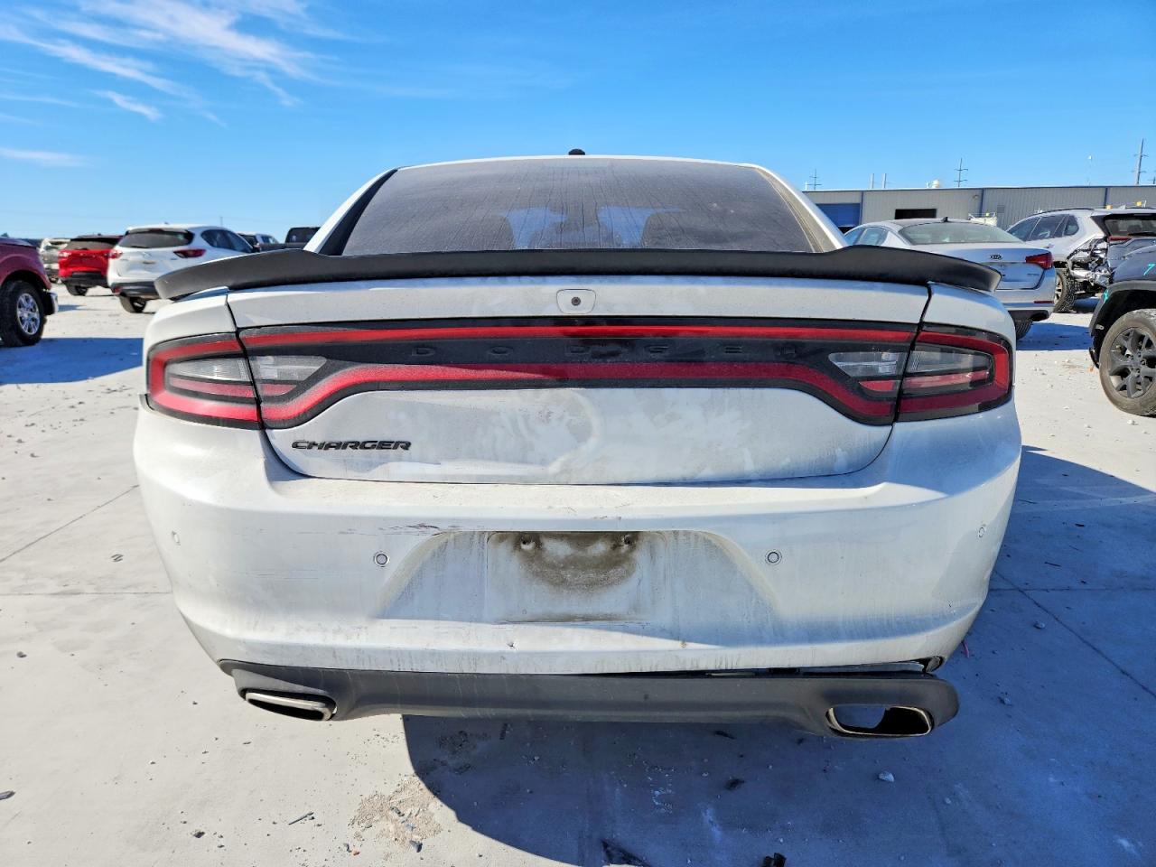 2020 DODGE CHARGER SXT photo 6